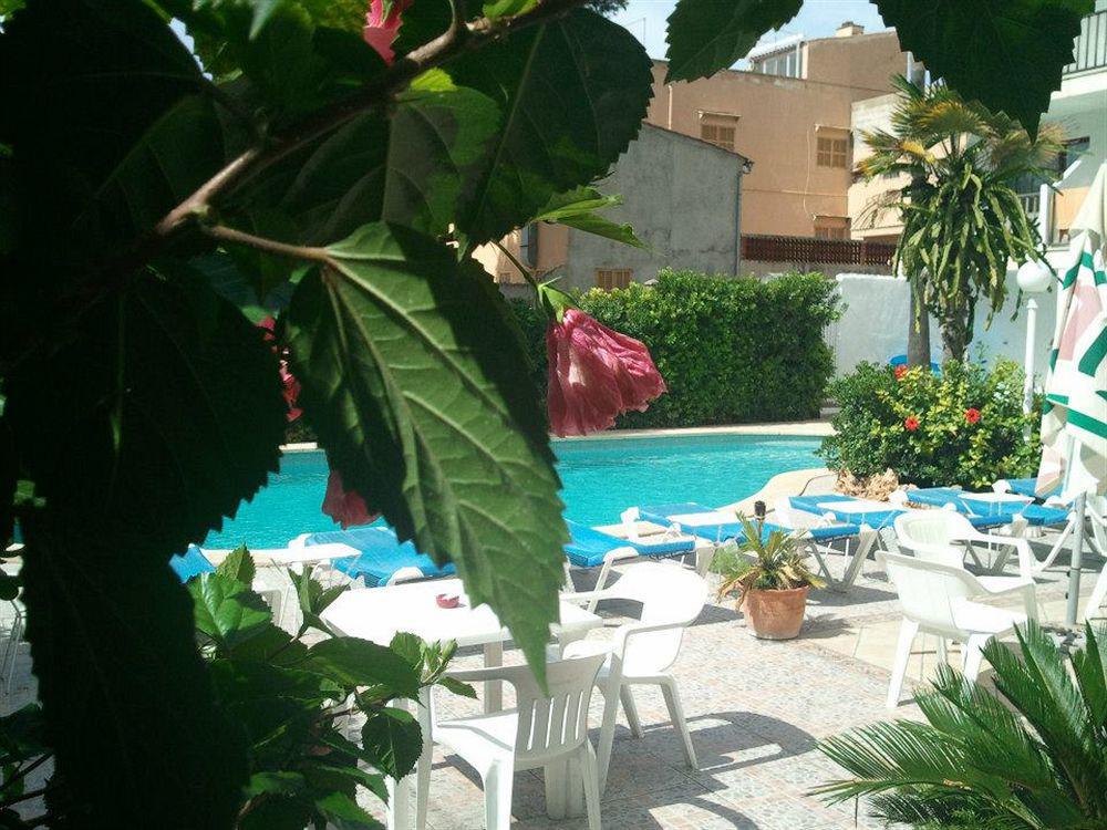 Hostal Casa Bauza Cala Ratjada  Eksteriør billede