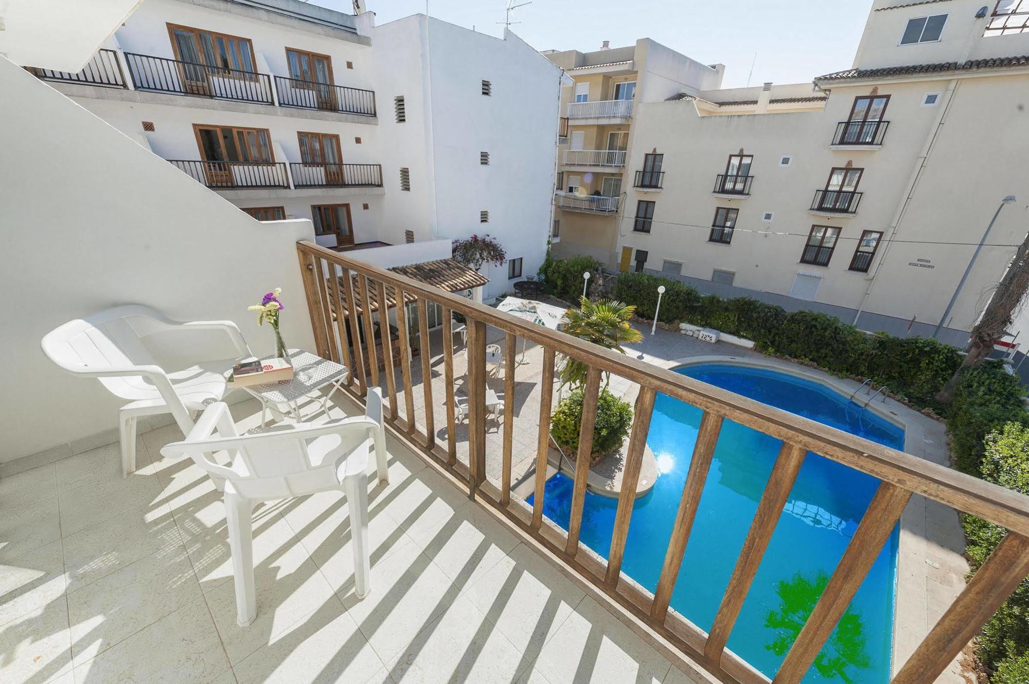 Hostal Casa Bauza Cala Ratjada  Eksteriør billede