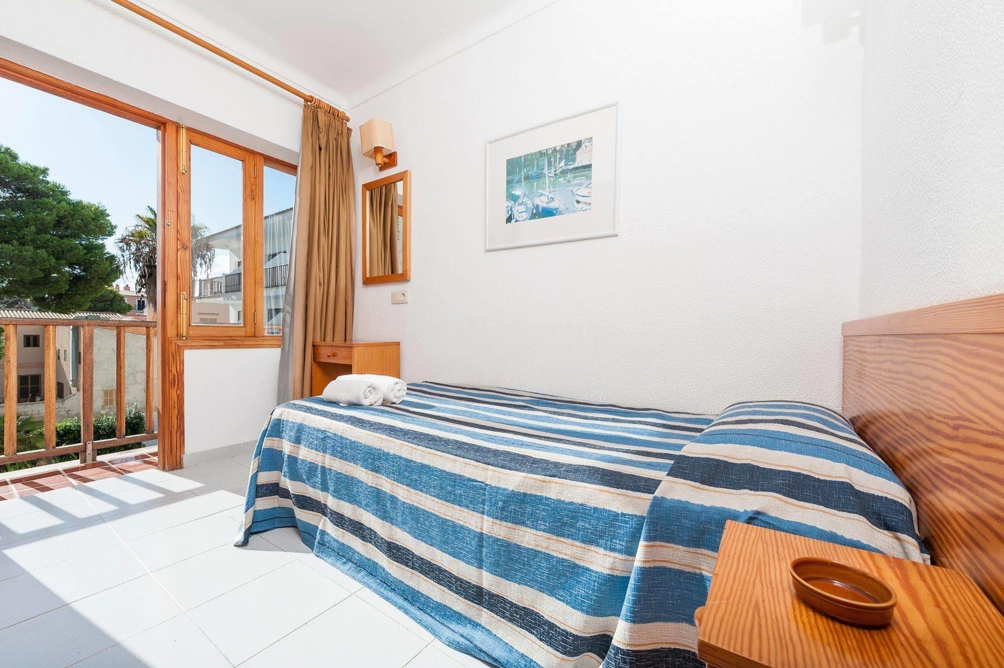 Hostal Casa Bauza Cala Ratjada  Eksteriør billede