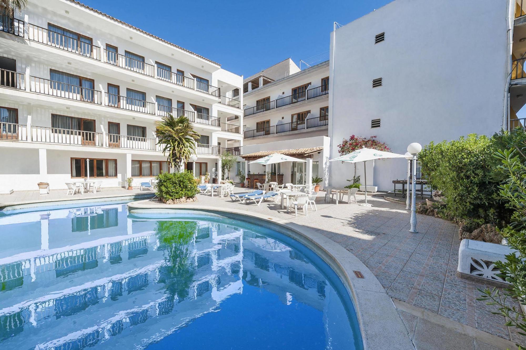 Hostal Casa Bauza Cala Ratjada  Eksteriør billede